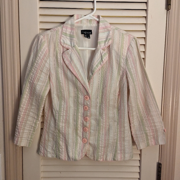 Suit, Spring Colors, Pastels,, size 9/10. Blazer and Skirt. - Picture 2 of 4